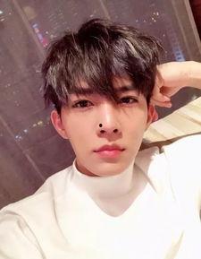 炎亚纶今日必吃的瓜,揭秘明星背后的故事